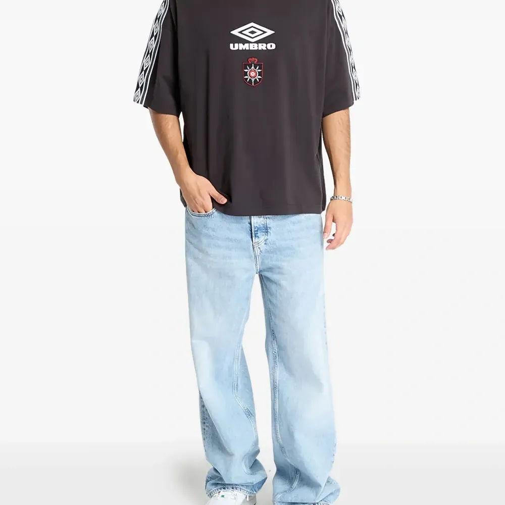 Футболка с лентами