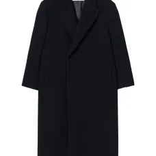 Пальто с заостренными лацканами