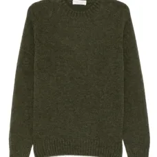 Свитер в рубчик с круглым вырезом