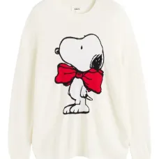 Свитер с бантом