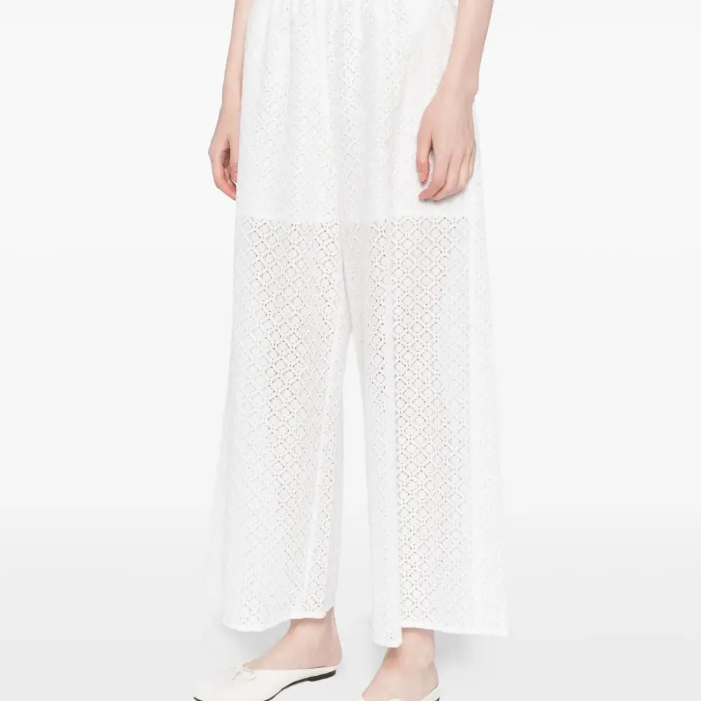 Кружевные брюки