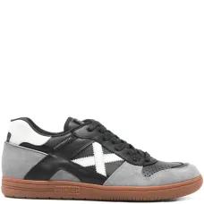 Кроссовки со вставками