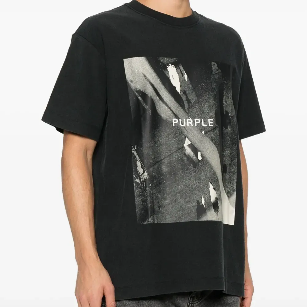 Футболка с графичным принтом