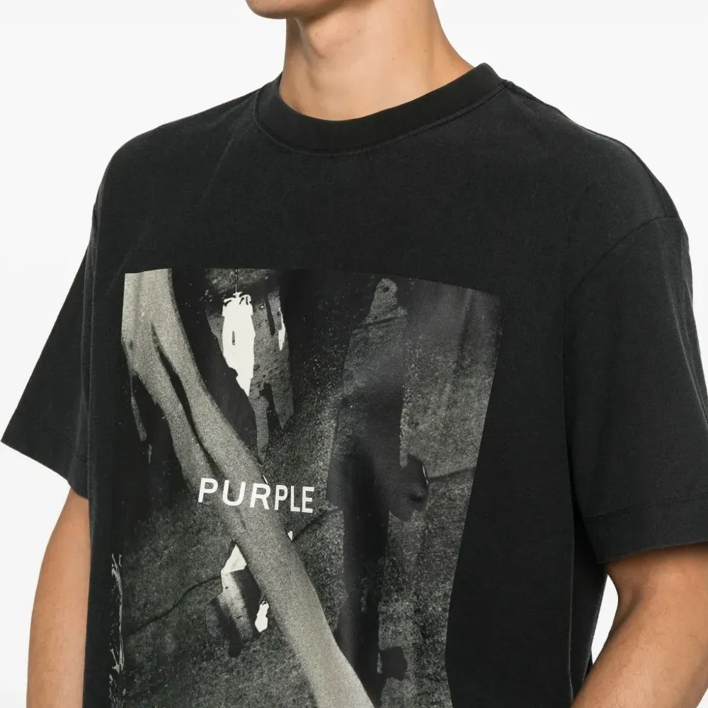 Футболка с графичным принтом