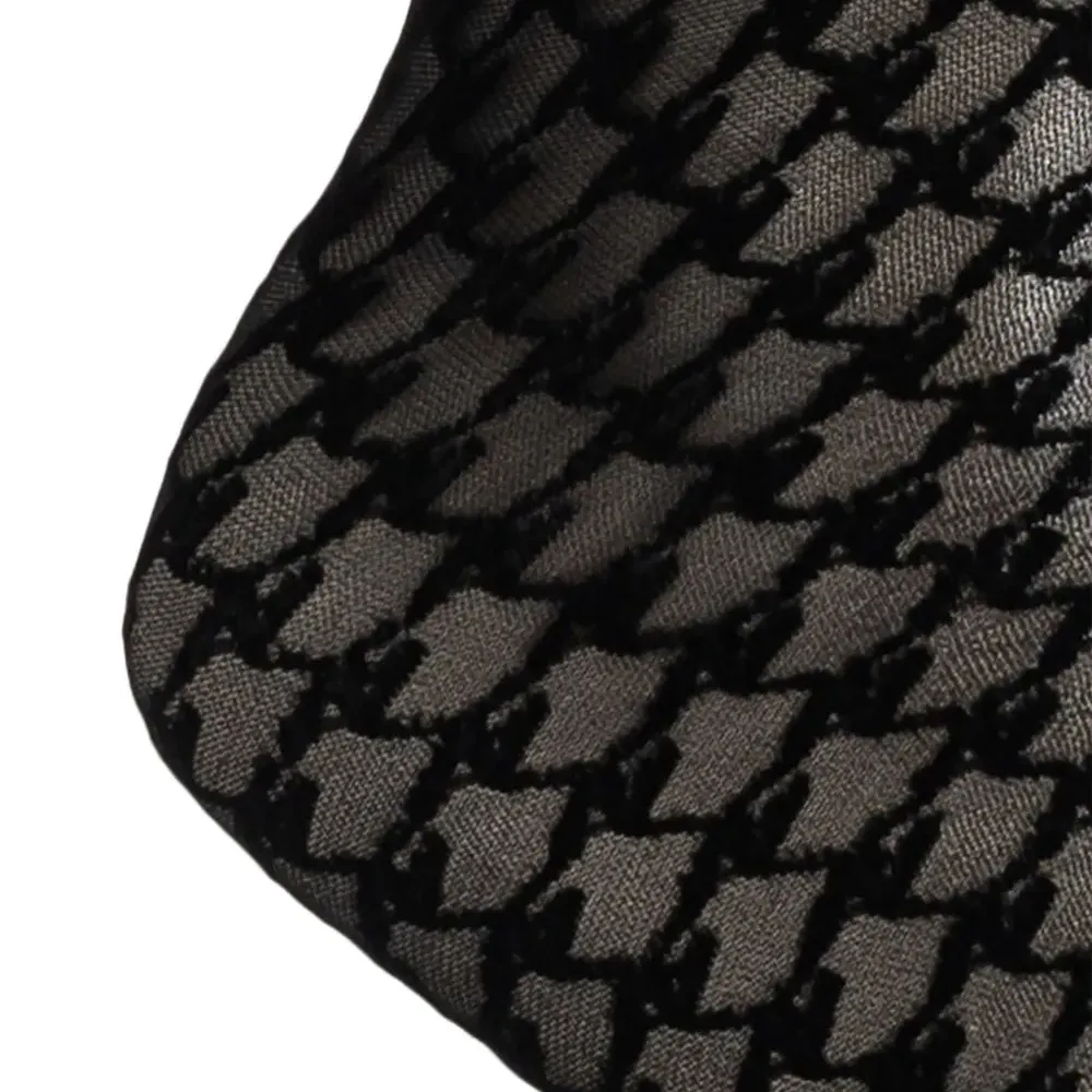 Колготки с геометричным узором