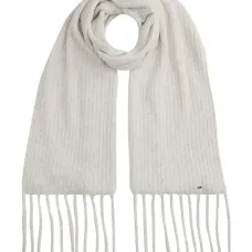 Шарф с бахромой и логотипом