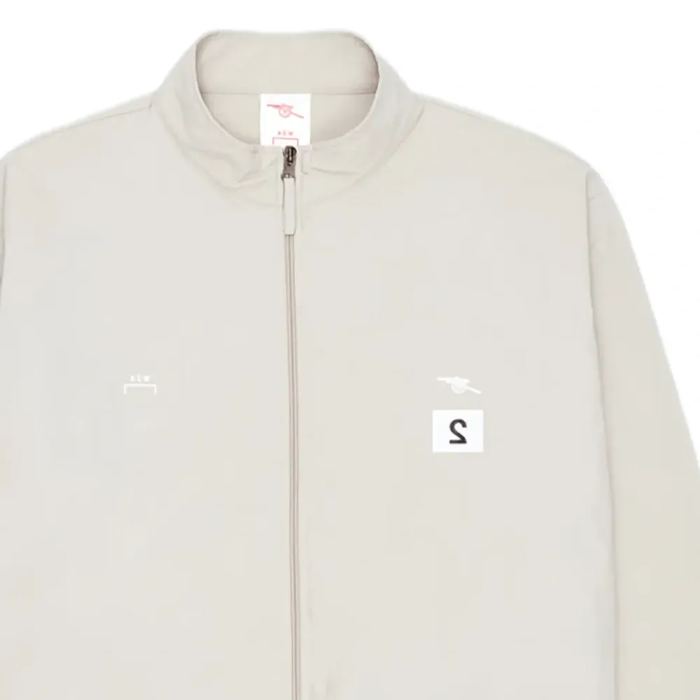 Куртка на молнии с логотипом