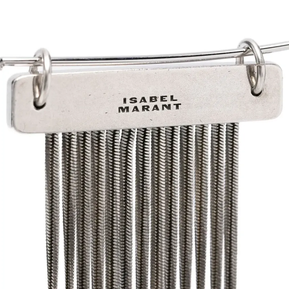 Брошь с кисточкой