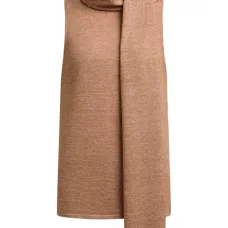 Свитер с шарфом