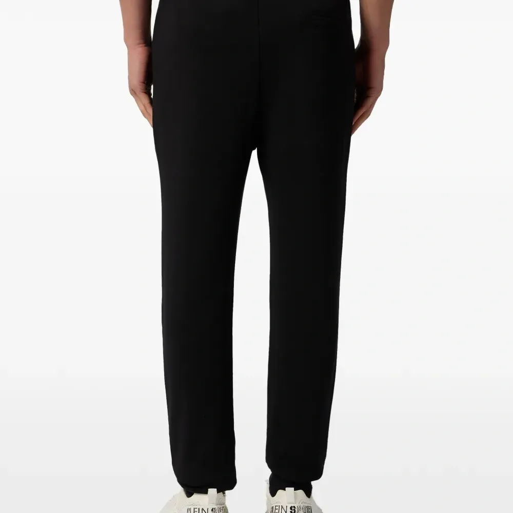 Брюки-джоггеры с нашивкой-логотипом Брюки-джоггеры с нашивкой-логотипом