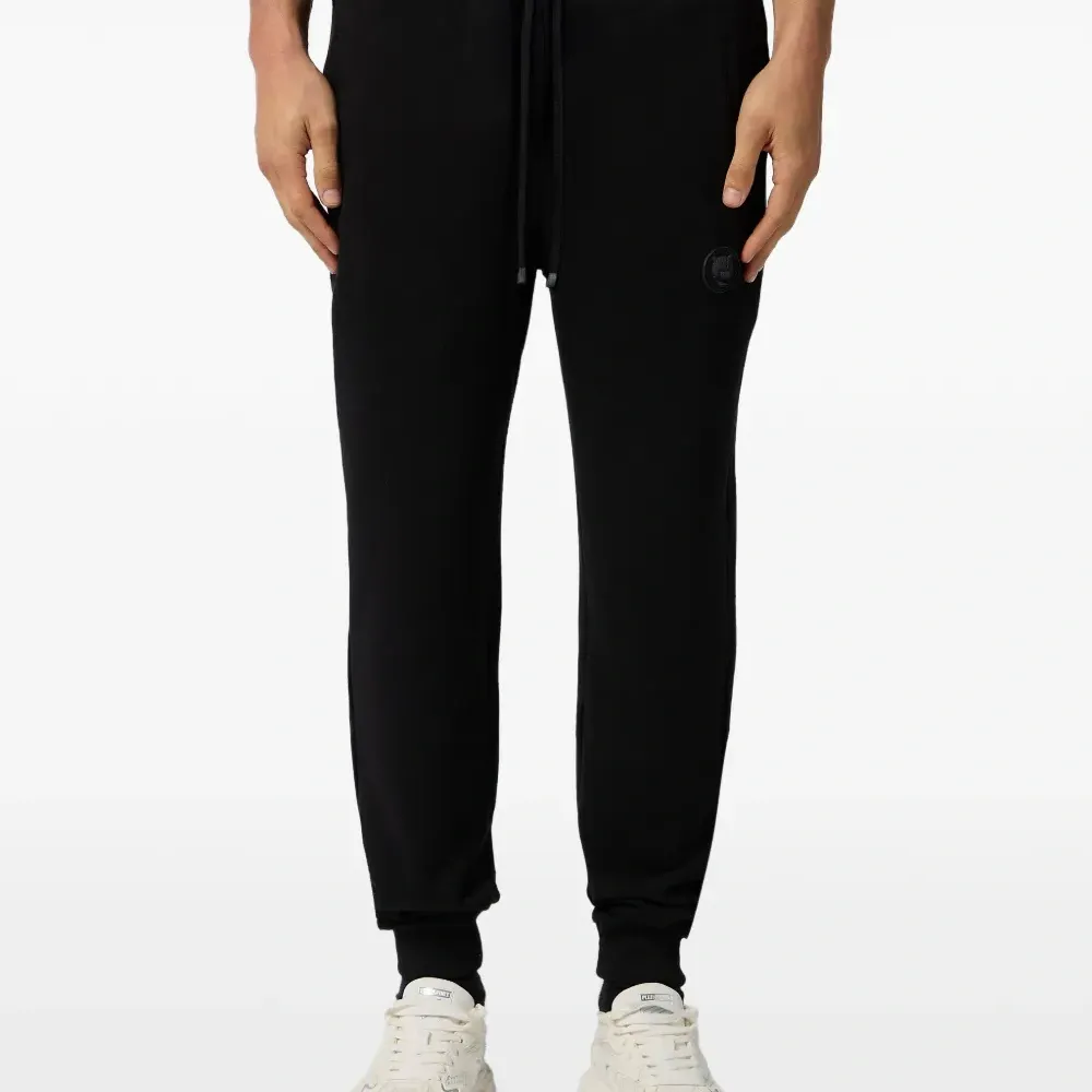 Брюки-джоггеры с нашивкой-логотипом Брюки-джоггеры с нашивкой-логотипом