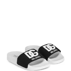 Шлепанцы с логотипом Шлепанцы с логотипом