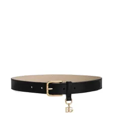 Ремень с пряжкой и декоративным элементом