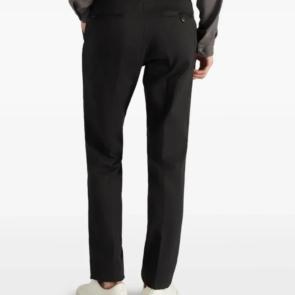 Брюки с карманами