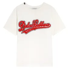 Футболка с вышитым логотипом