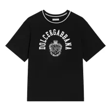 Футболка с графичным принтом