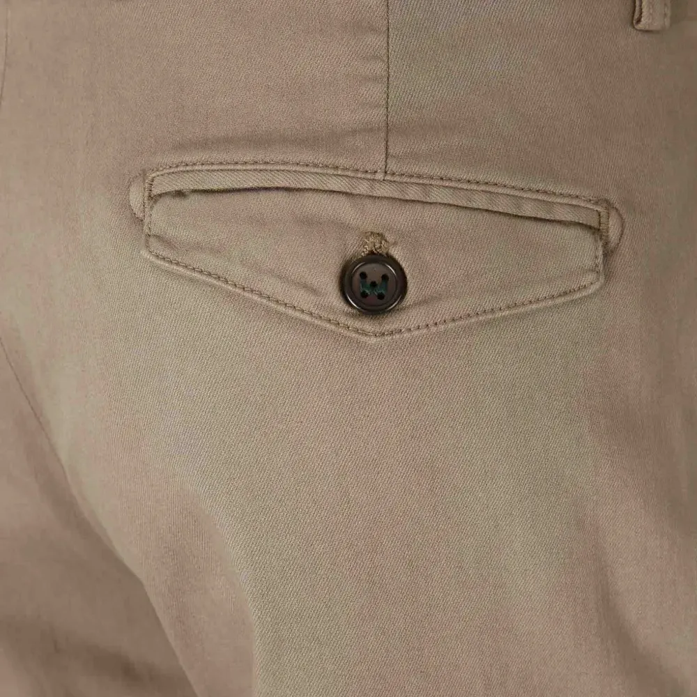 Брюки с карманами