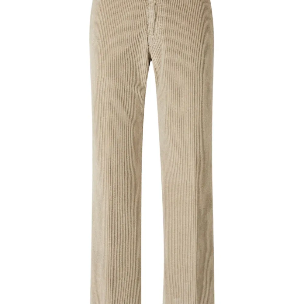 Вельветовые брюки прямого кроя