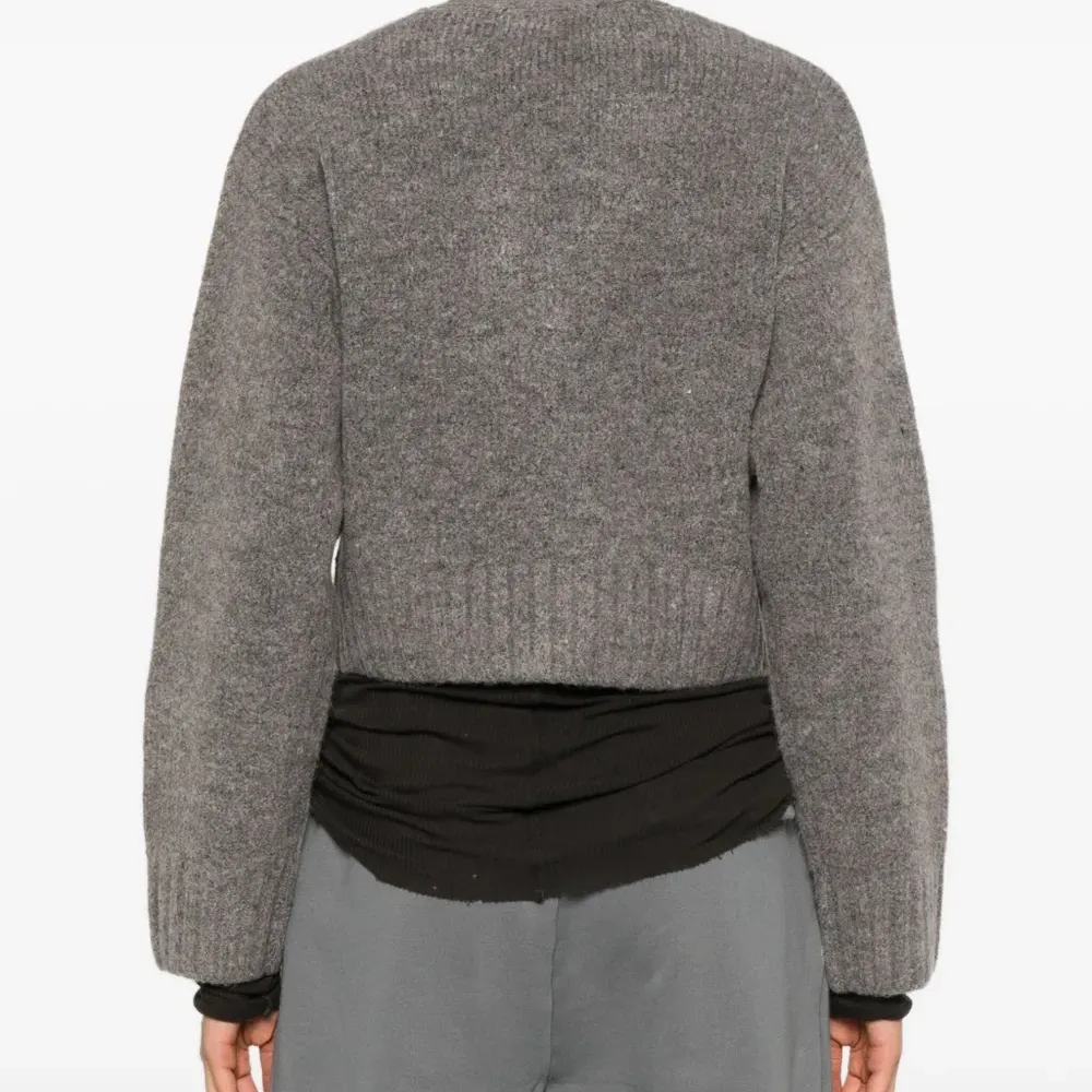 Кардиган Kamilla V2 с вышивкой Кардиган Kamilla V2 с вышивкой