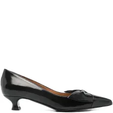 Туфли с бантом и заостренным носком