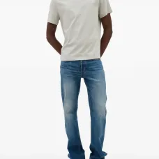 Футболка с логотипом