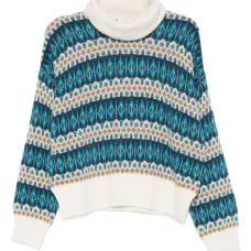 Свитер с высоким воротником и узором