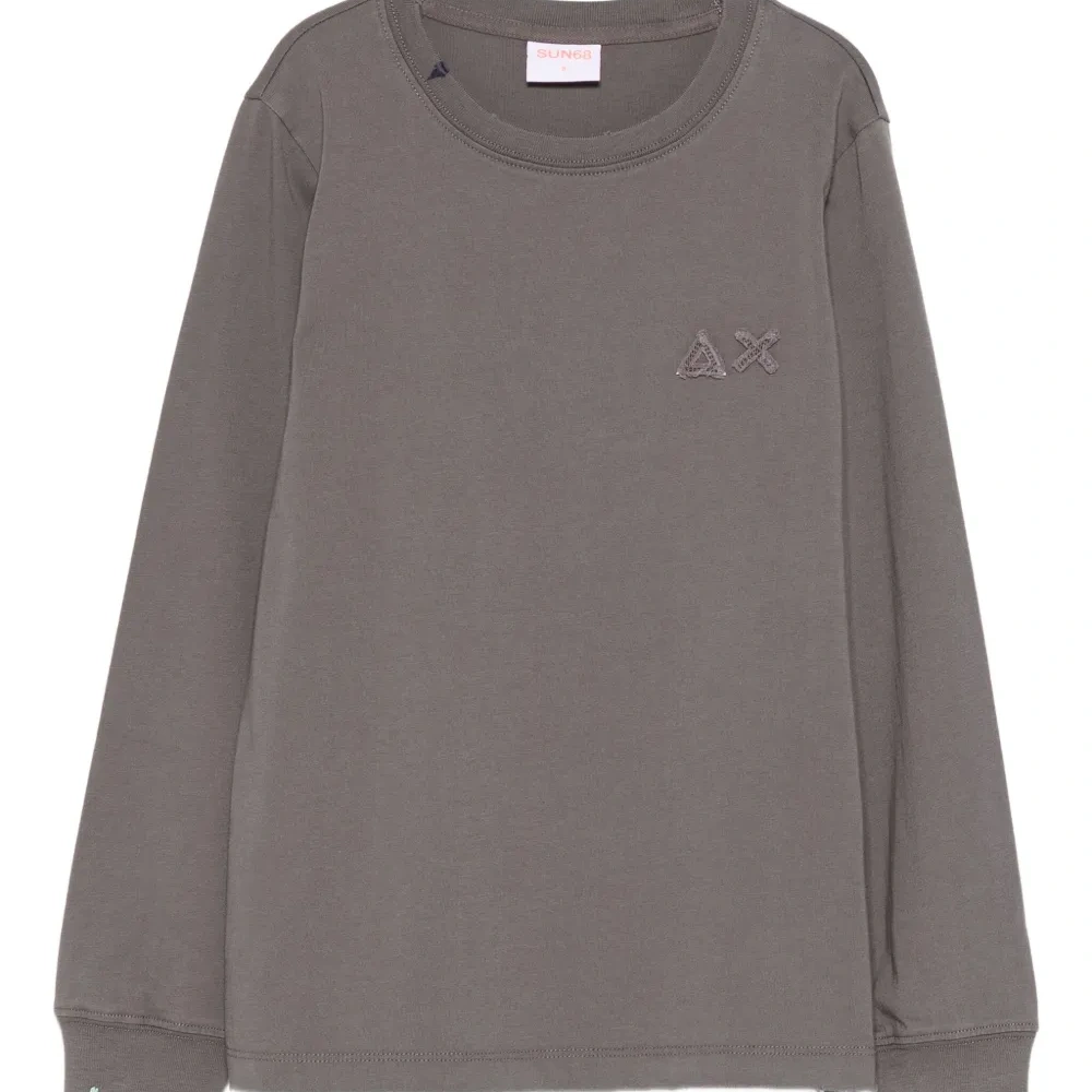 Футболка с длинными рукавами