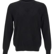 Свитер в ромб с круглым вырезом