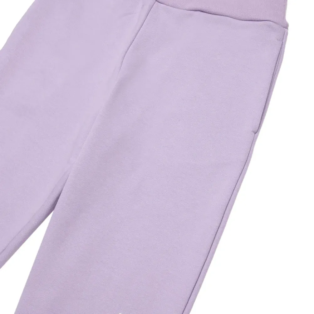 Спортивные брюки с вышитым логотипом