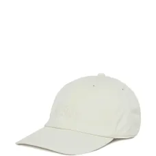 Бейсболка с логотипом