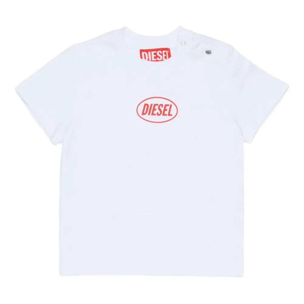 Футболка с логотипом