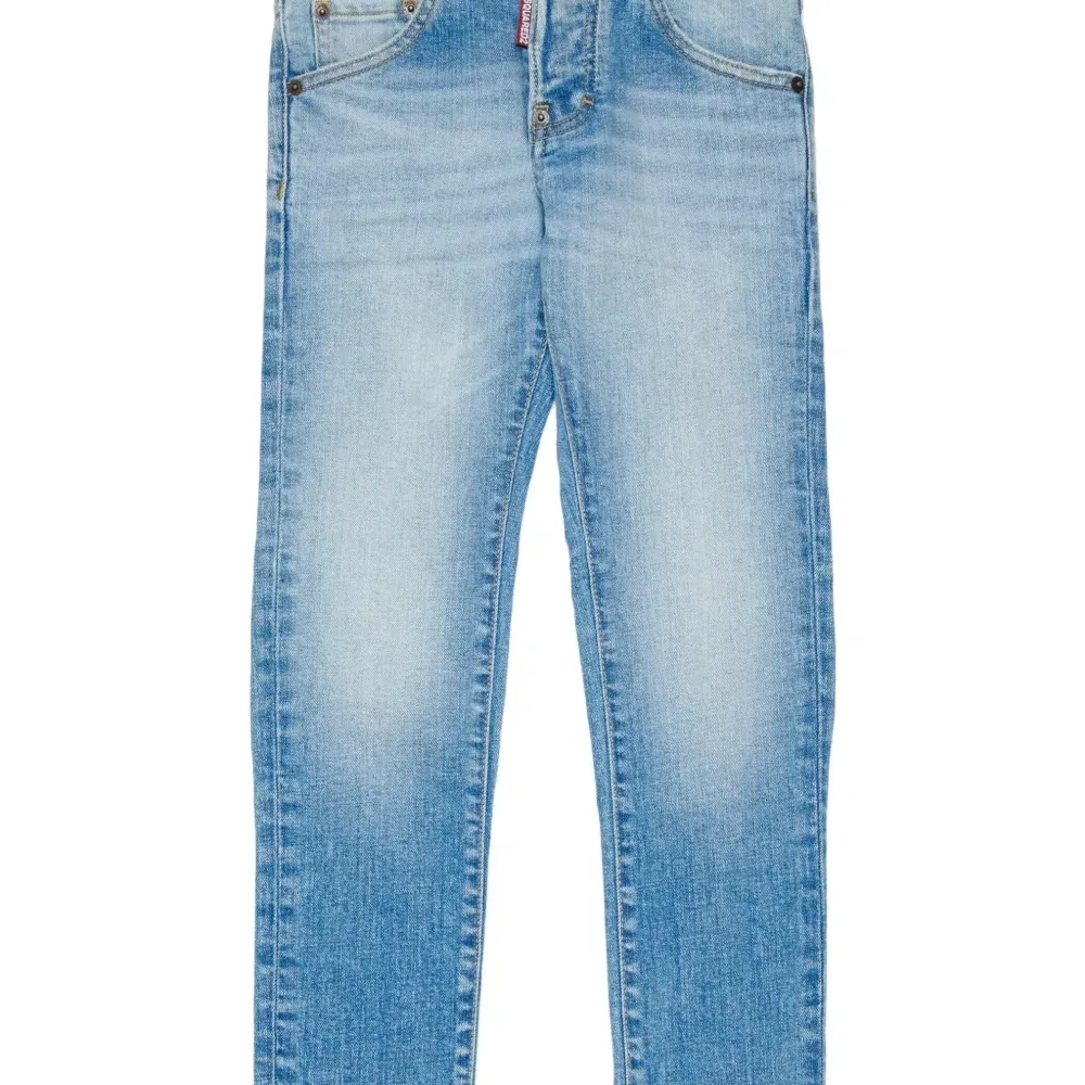 Джинсы с пятью карманами