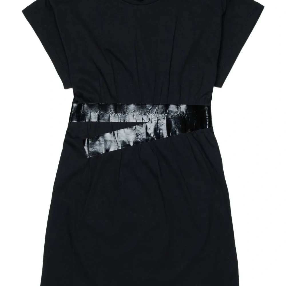 Платье с присборенной вставкой