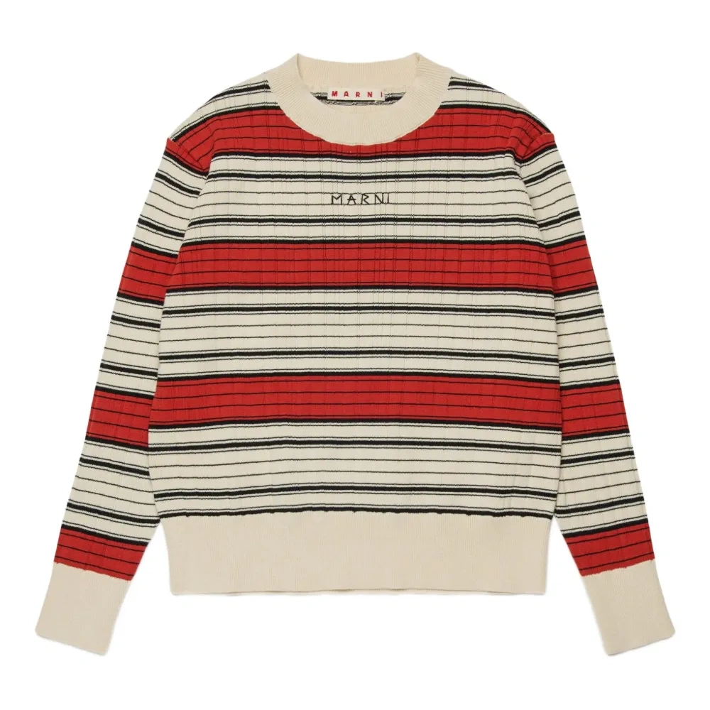 Свитер в полоску