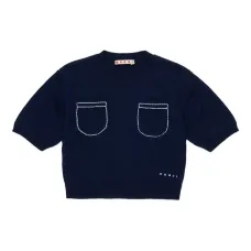 Футболка с карманом и вышивкой