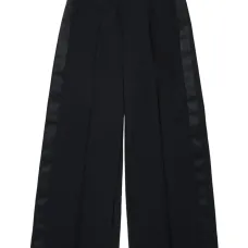 Брюки с лампасами