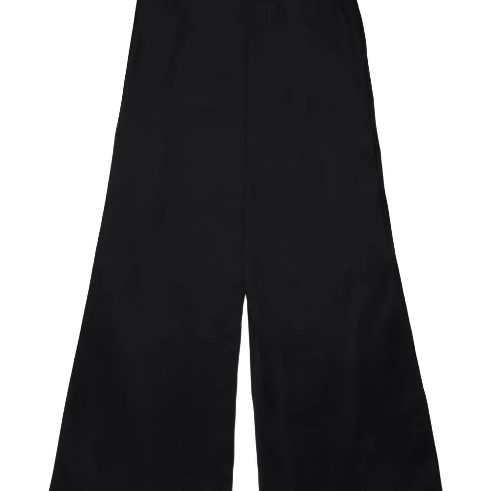 Брюки с пуговицами