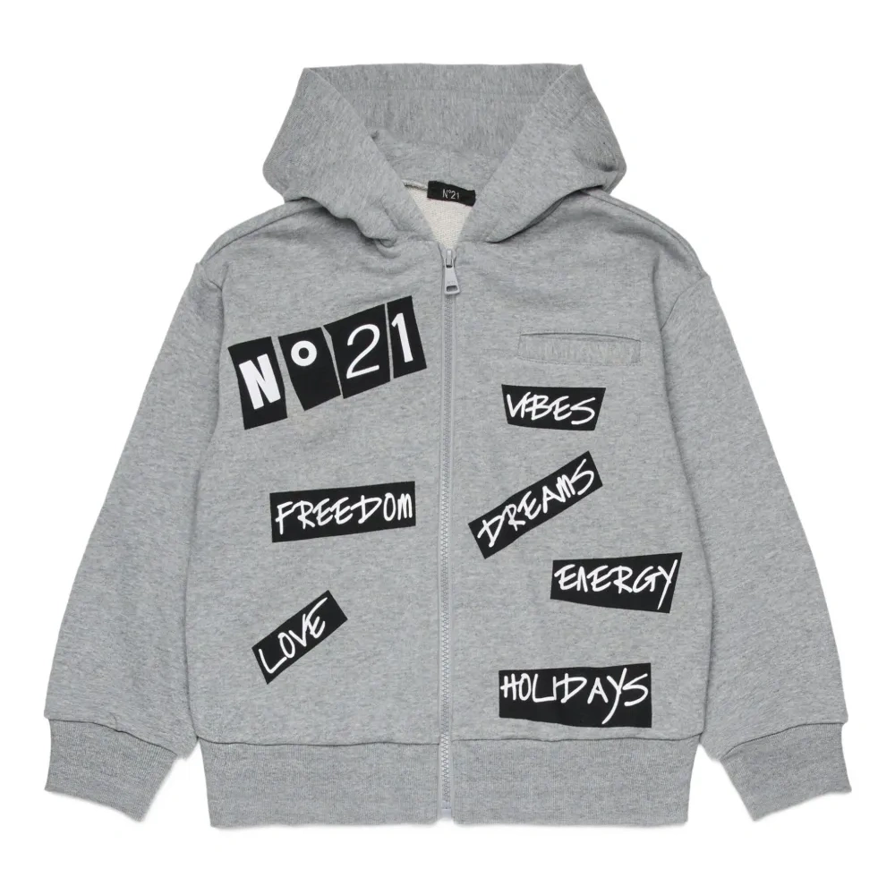 Свитер на молнии с аппликацией