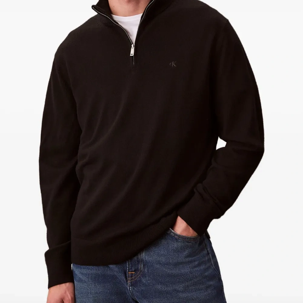 Свитер на молнии