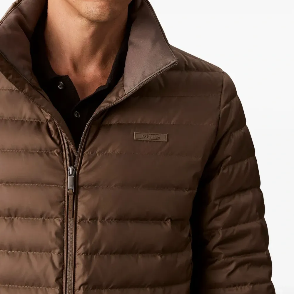 Куртка на молнии