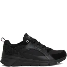 Кроссовки с логотипом