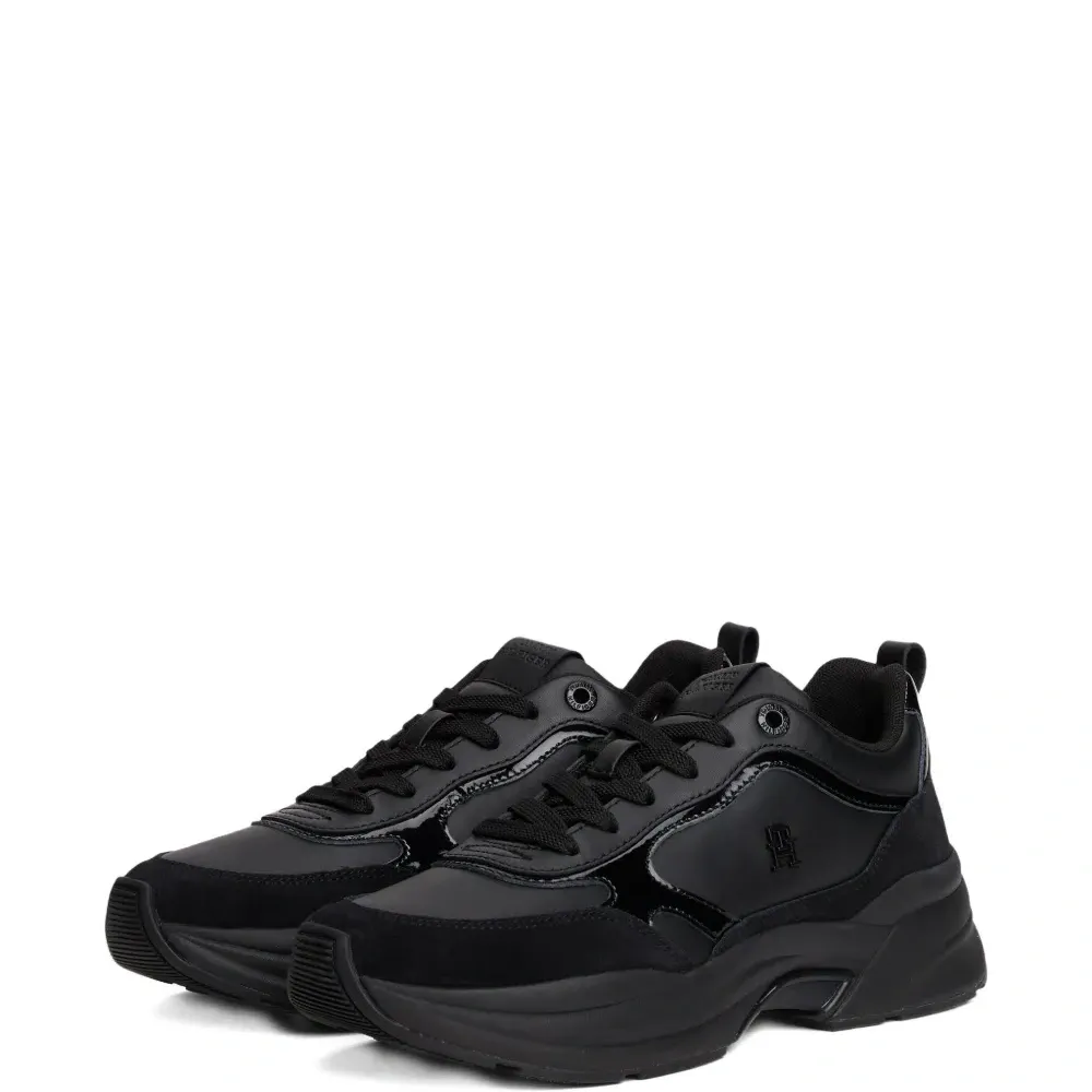 Кроссовки с логотипом Кроссовки с логотипом