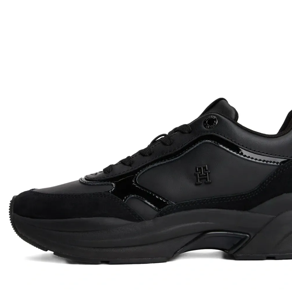 Кроссовки с логотипом Кроссовки с логотипом