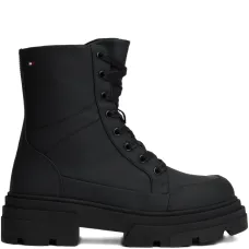 Ботинки на шнуровке