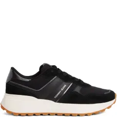 Кроссовки со вставками