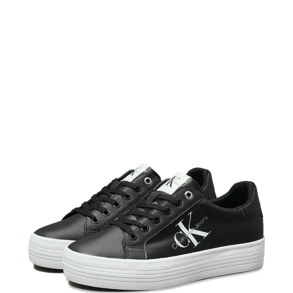 Кроссовки на платформе с логотипом