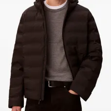 Стеганая куртка с капюшоном