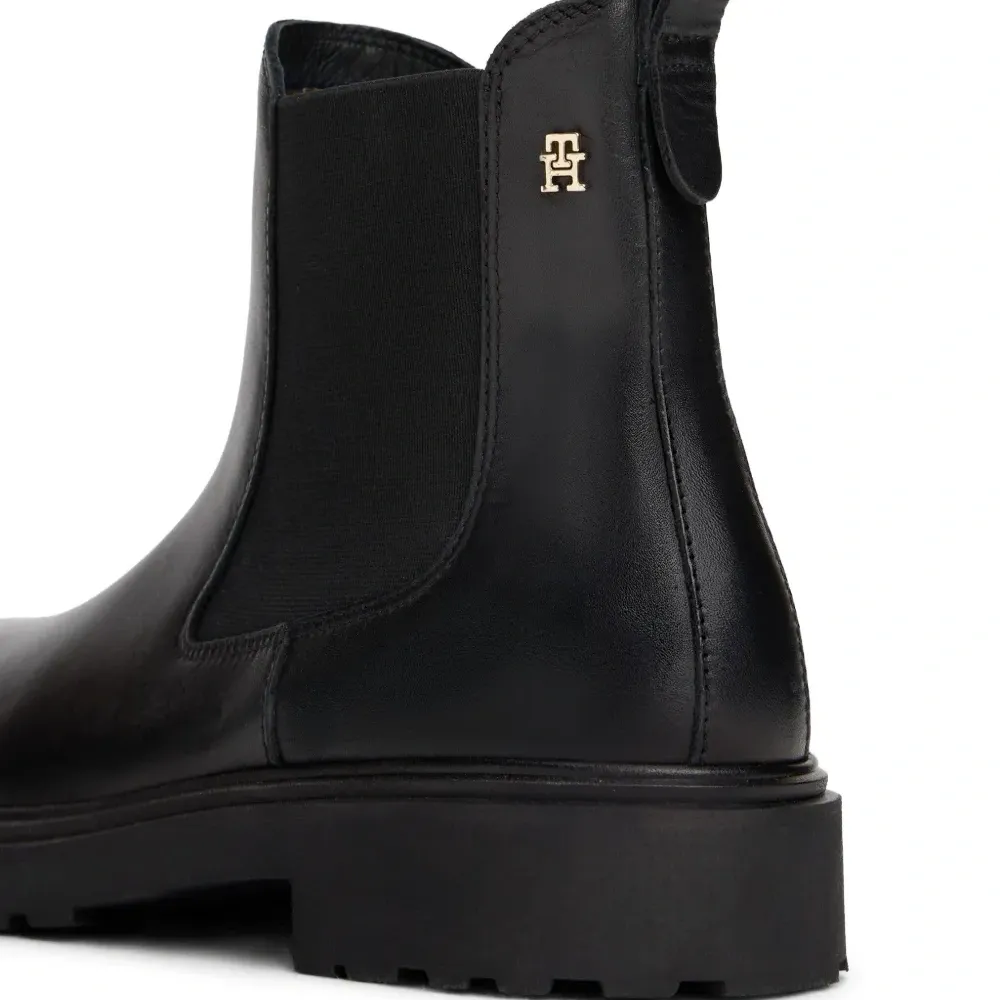 Ботинки челси с логотипом