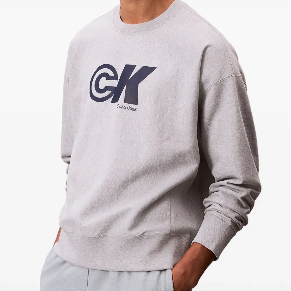 Толстовка с логотипом