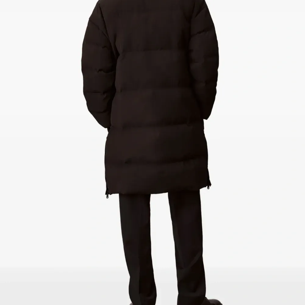 Пуховик с карманами